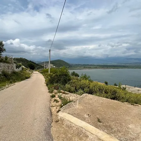 Aron Manastir